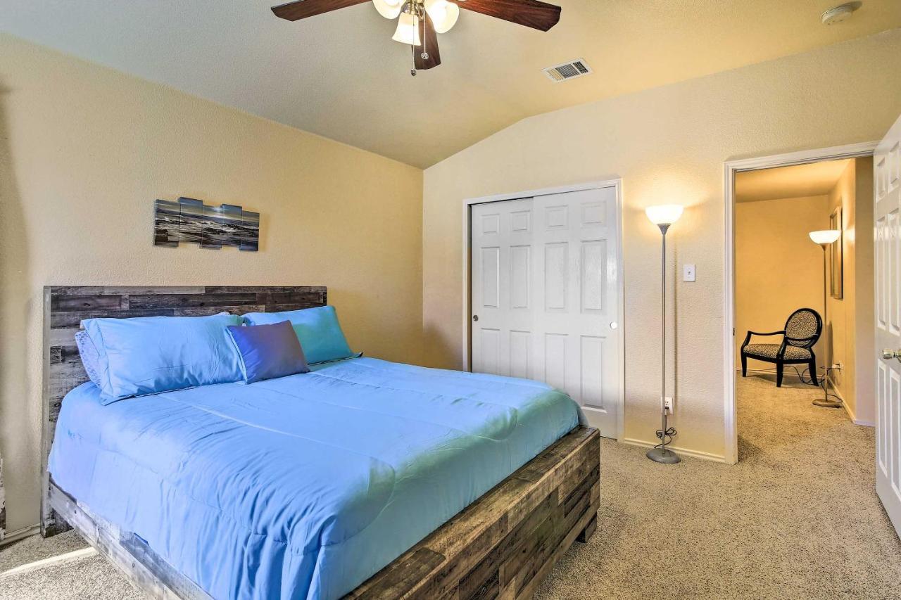 San Antonio Abode With Yard Less Than 4 Mi To Lackland Luaran gambar