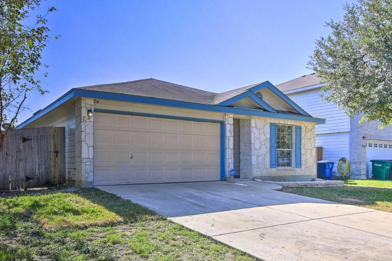 San Antonio Abode With Yard Less Than 4 Mi To Lackland Luaran gambar