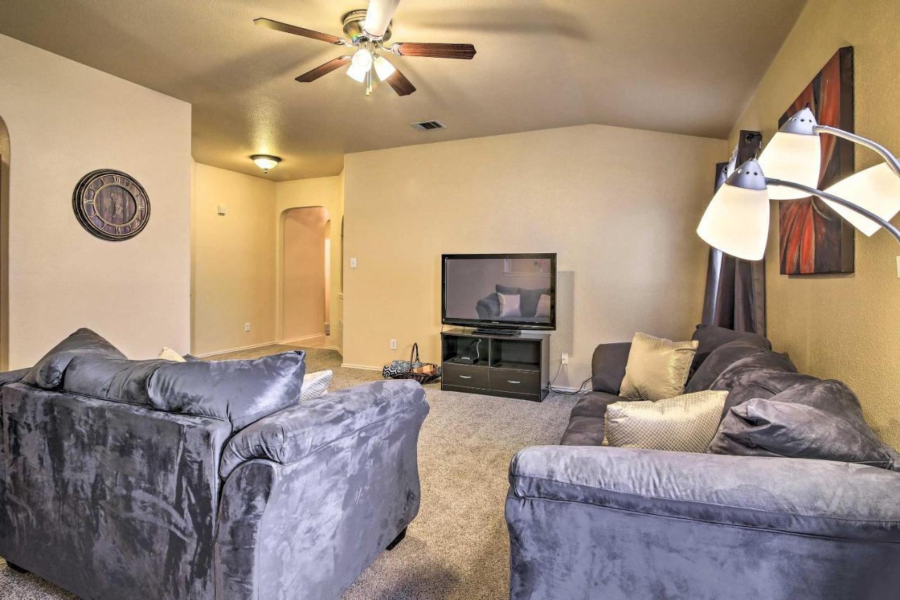 San Antonio Abode With Yard Less Than 4 Mi To Lackland Luaran gambar