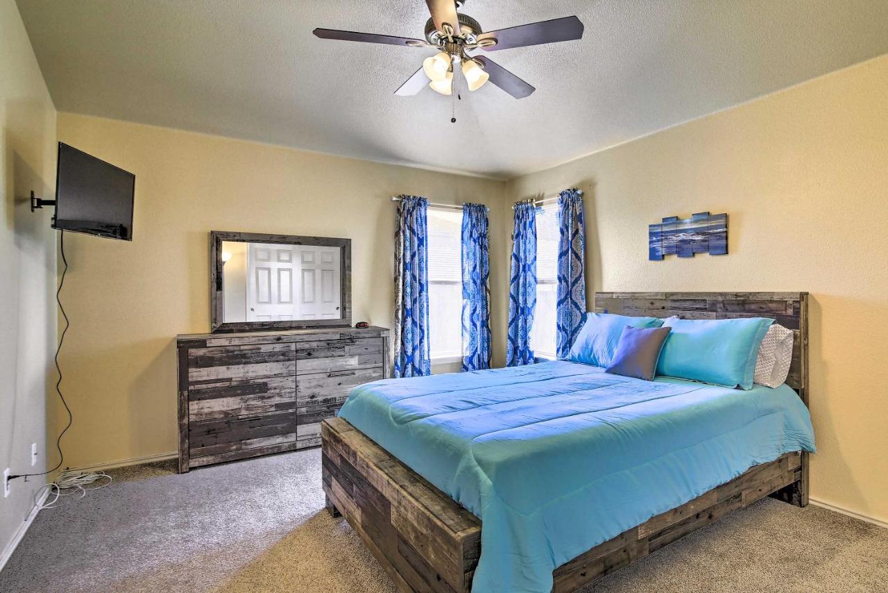 San Antonio Abode With Yard Less Than 4 Mi To Lackland Luaran gambar