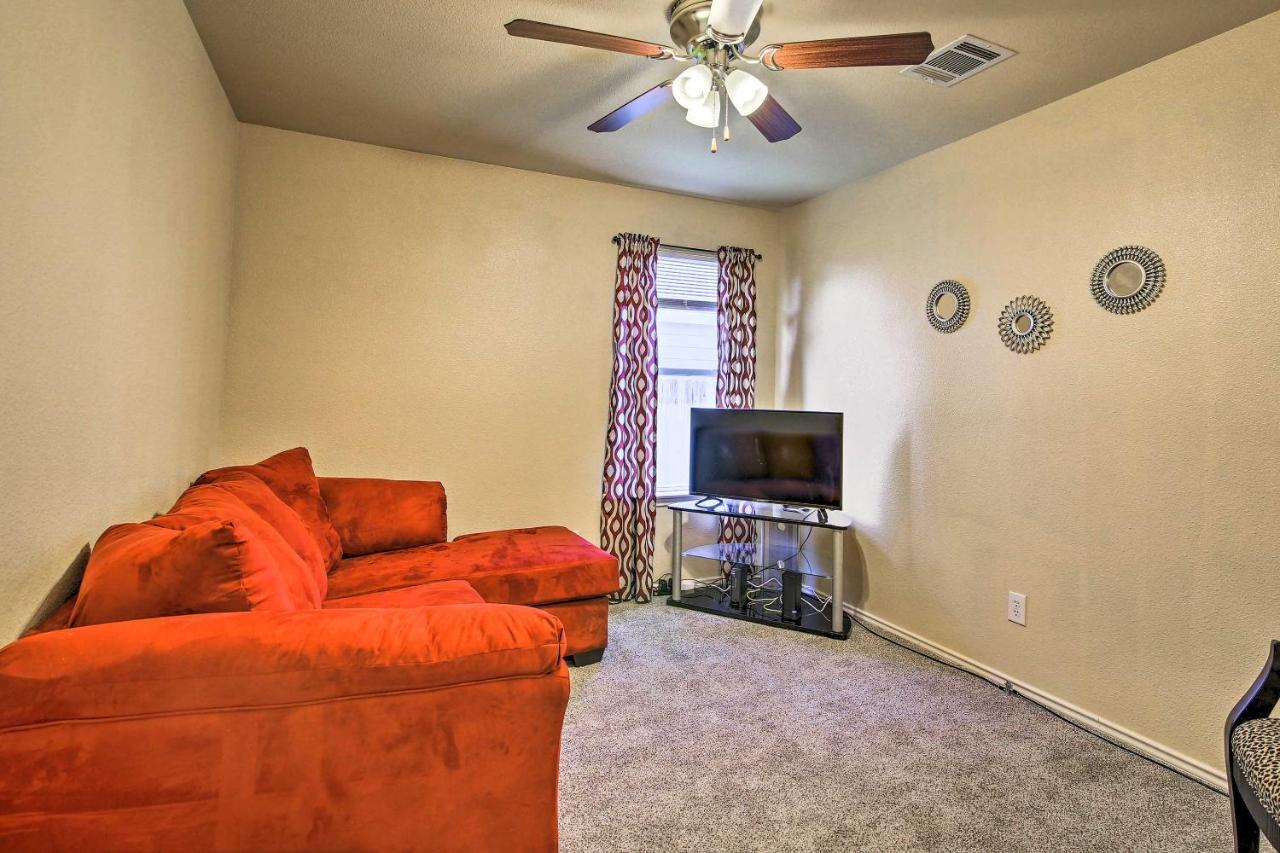 San Antonio Abode With Yard Less Than 4 Mi To Lackland Luaran gambar
